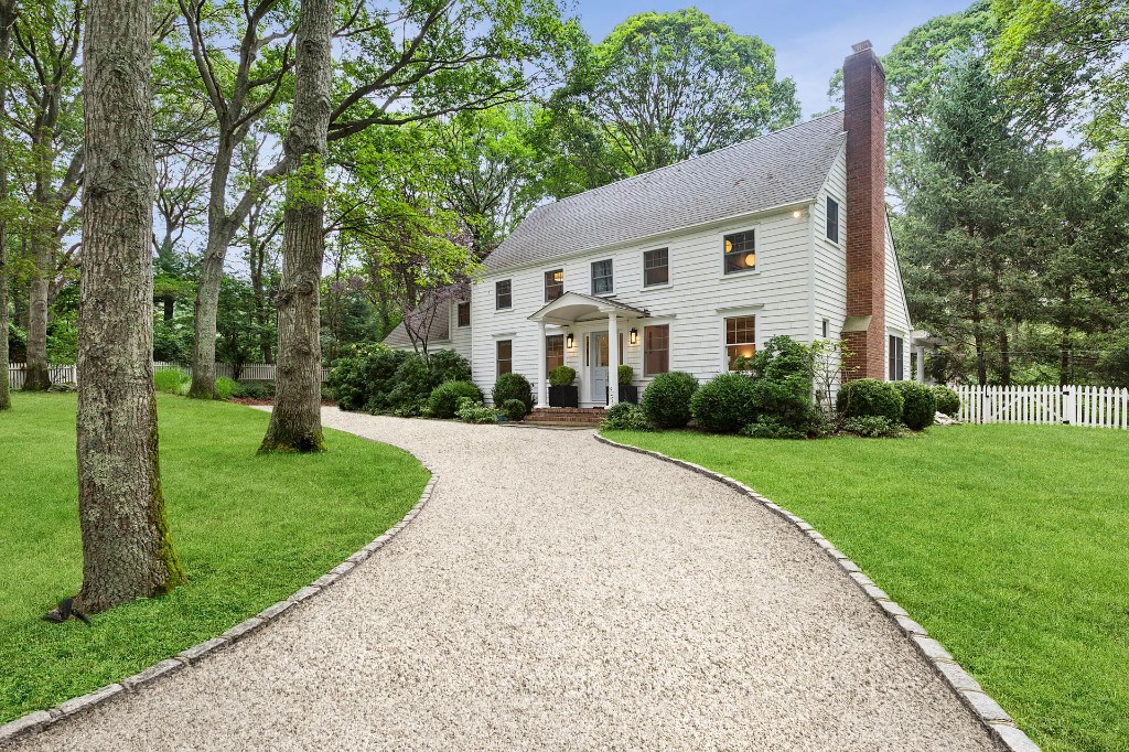 A white house in the Hamptons
